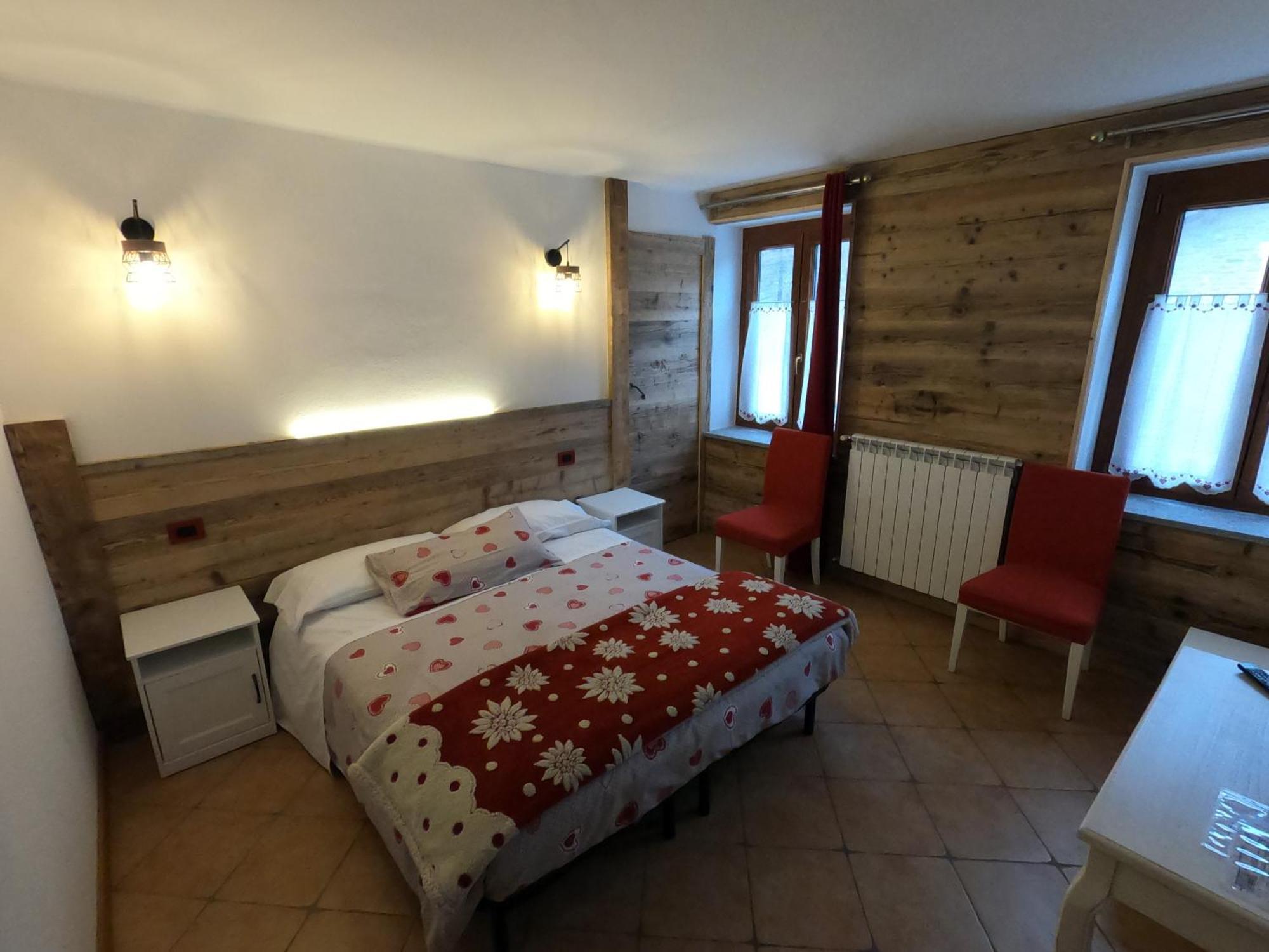 Hotel Sport Ceresole Reale Exteriör bild